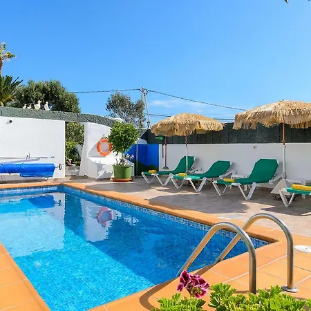 Hearth Away From House. Breia Пуерто-дель-Кармен