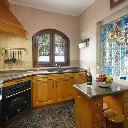 Hearth Away From House. Breia Пуерто-дель-Кармен