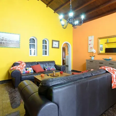 Вілла Hearth Away From House. Breia Пуерто-дель-Кармен
